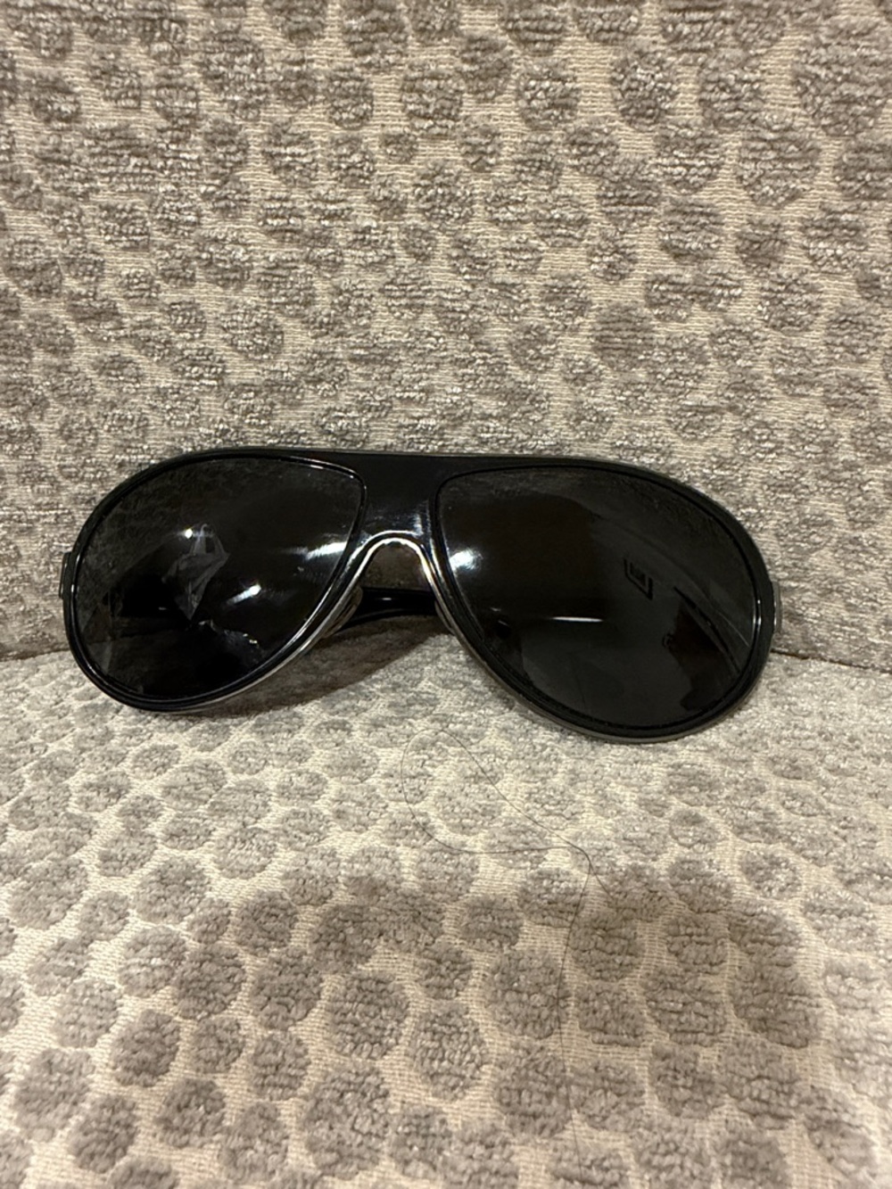 Gucci black Aviator Sunglasses